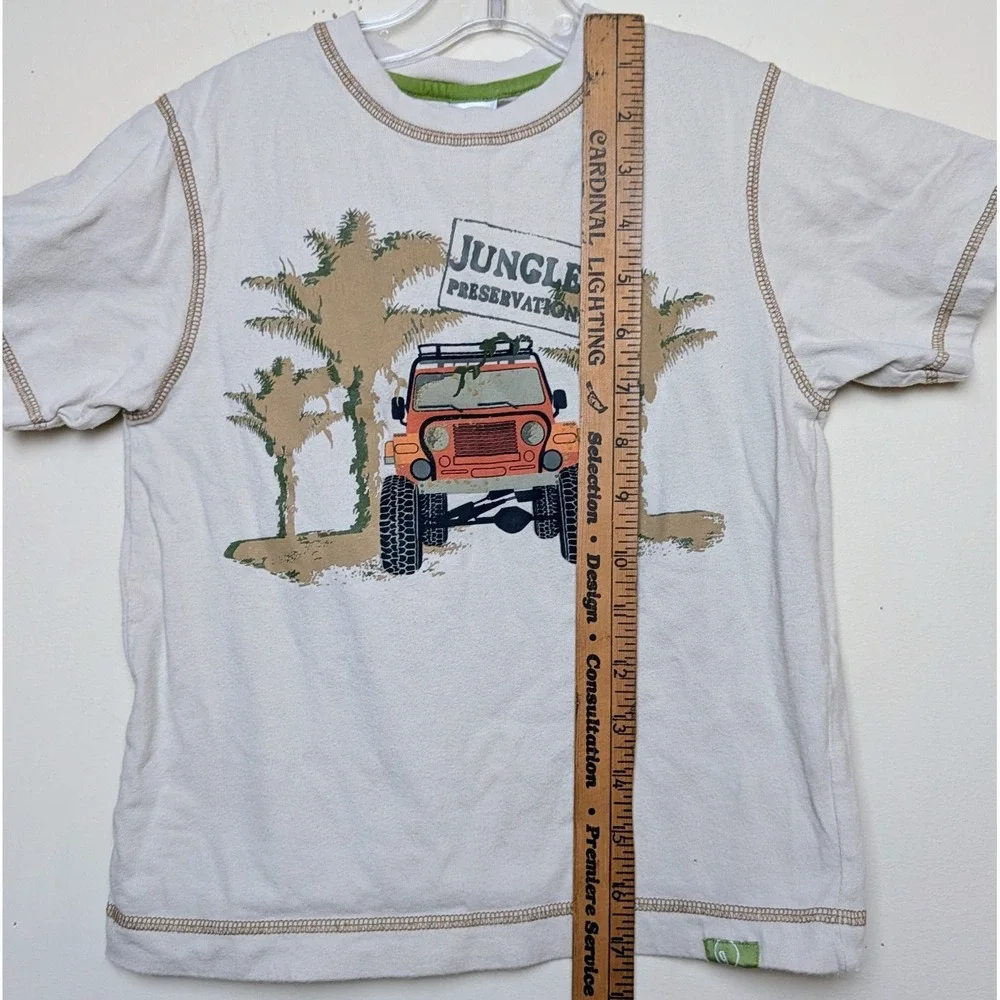 Gymboree small pinhole